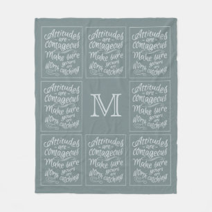 ATTITUDES Custom Monogramm Fleece Decke
