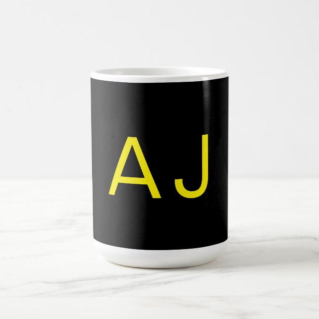 Attractive Monogram Yellow Black Modern Minimalist Kaffeetasse (Mittel)