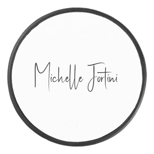 Attraktive Kalligrafie White Moderne Minimalistisc Eishockey Puck (Vorderseite)