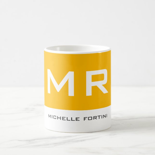 Attraktive Monogram gelb weiß Moderne Schlicht Kaffeetasse (Mittel)