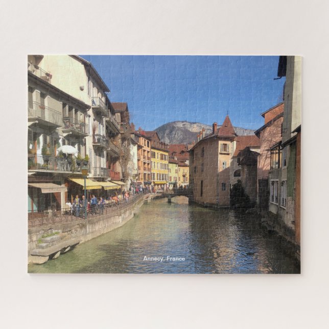 Attraktive Sicht auf den Fluss Annecy, Frankreich  Puzzle (Horizontal)