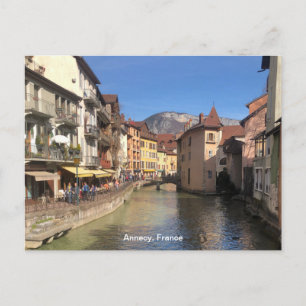 Attraktiver Flussblick auf Annecy, Frankreich an e Feiertagspostkarte
