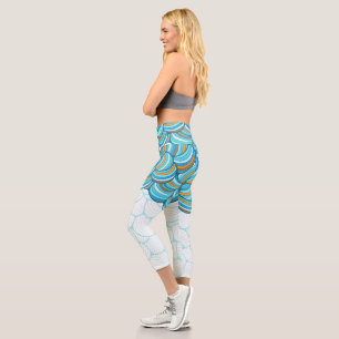 Attraktives, süßes abstraktes Muster l Übungsblau Capri Leggings