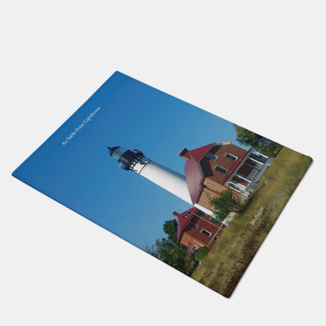Au Sable Point Lighthouse Fußmatte (Schrägansicht)