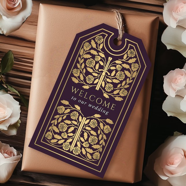 Aubergine Royal Mittelalterliches Goldschwert Hoch Geschenkanhänger (Von Creator hochgeladen)