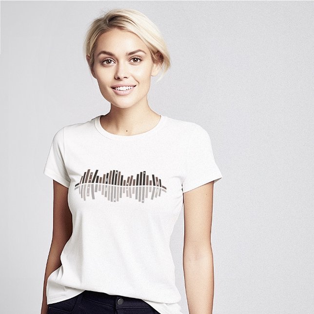 Audiobooks Bücher Sound Wave Symbol T-Shirt (Audiobook lover sound waves white t-shirt by Piotr Kowalczyk Geek Updated)