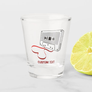 Audiokassette Schnapsglas