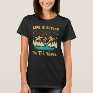 Auf dem Retro Sunset Bootkanal Kayak T-Shirt
