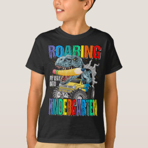 Auf dem Weg in den Kindergarten-Monstertruck T-Shirt