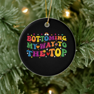 Auf dem Weg nach oben zum Stolz des schwulen Monat Keramik Ornament
