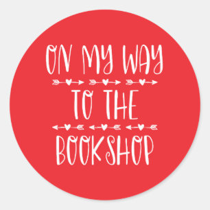 Auf dem Weg zum Buchladen Runder Aufkleber