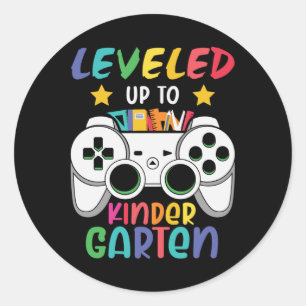 Auf dem Weg zum Kindergarten zurück zum SchulGamer Runder Aufkleber