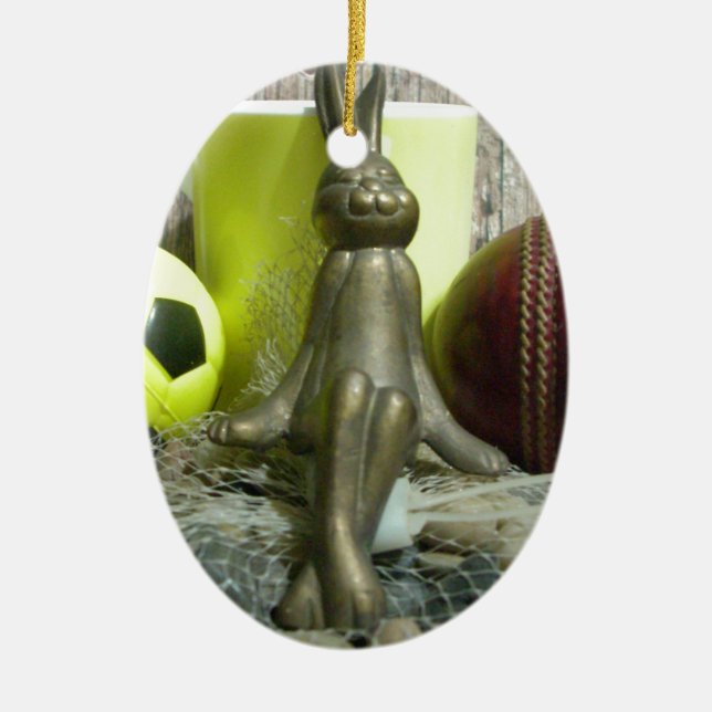 Auf der anderen Seite Pitch & Crease: Fußball-Cric Keramikornament (Vorne)