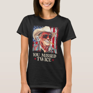 (auf der Rückseite) Sie vermisst zweimal Western C T-Shirt