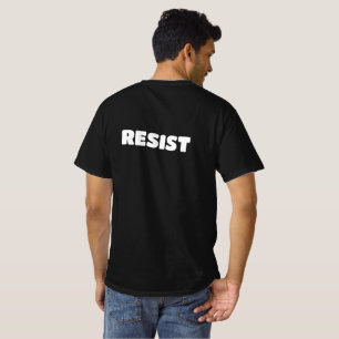 (auf der Rückseite)T T-Shirt