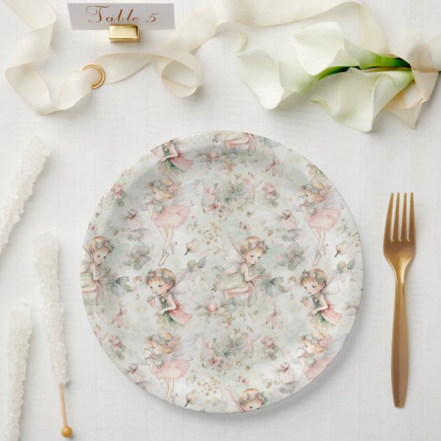 auf einem Blume-Feldschmetterling in einem Kranz Pappteller (Hochzeit)