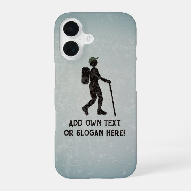 Auf einer Wanderung mit Rucksack und Stick - Ihr S iPhone 16 Hülle (Rückseite)