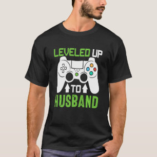 Auf Hochtouren präsentiert sich frisch Verheiratet T-Shirt