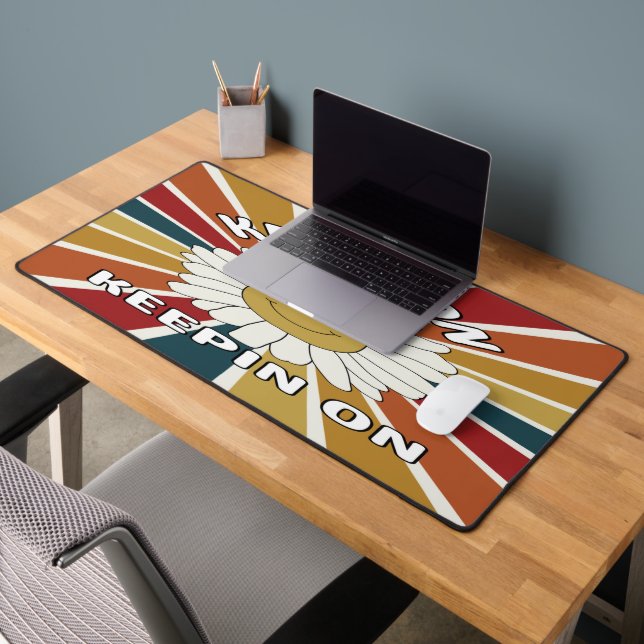 Auf Keepin auf der Schreibtischmatte behalten (Büro 2)