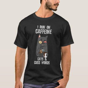 Auf Koffein laufende faule Katze und Kaffee T-Shirt