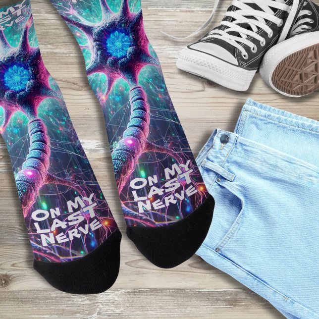 "Auf meinem letzten Nerv" Humorische Wissenschafts Socken ("On My Last Nerve" Funny Science Socks for Science Geeks, Lab Techs, Doctors, and Teachers)