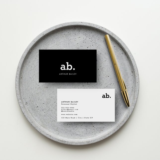 Auffallend einfach: Modernes Monogramm Schwarz & W Visitenkarte (A black and white business card with a timeless monogram design.)