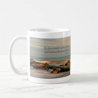 Aufgabe 9:8 Seascape mit Felsen und Wellen Kaffeetasse