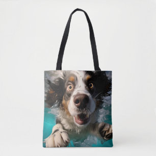 Aufgeregter Hund Schwimmt Unterwasser Design