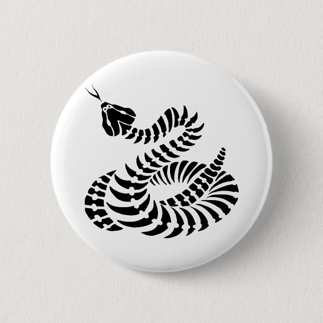 Aufgerollte Klapperschlangen-Knochen Button (Vorderseite)