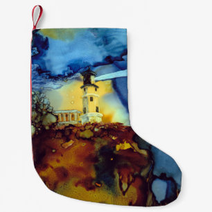 Aufgeteilter Felsen-Leuchtturm nachts Kleiner Weihnachtsstrumpf