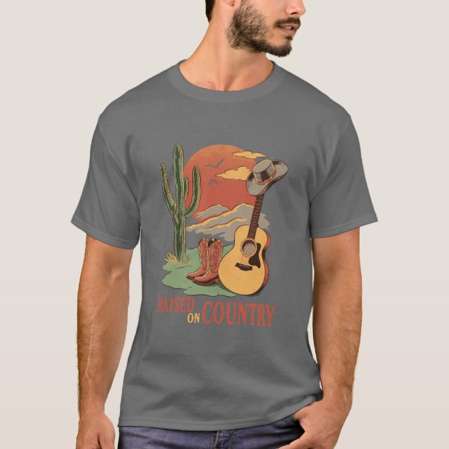 Aufgewachsen auf Land - rustikales Western-Design T-Shirt (Vorderseite)