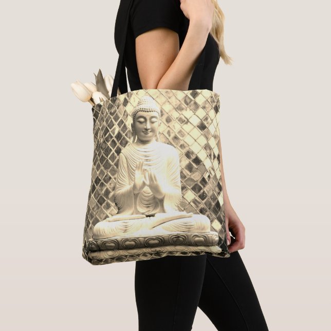 Aufklärte Buddha-Goldtasche (Von Nahem)