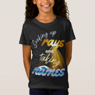 Aufsaugen von Meldungen und Namensaufruf in Sommer T-Shirt