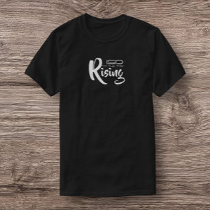 Aufstieg zum Top Basic T - Shirt