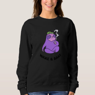 Aufwachen und backen  Kiffer  Süßer Panda Unkraut  Sweatshirt