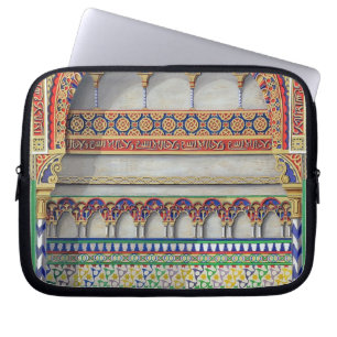 Aufzug einer Nische in Pateo Del Agua, Alha Laptopschutzhülle