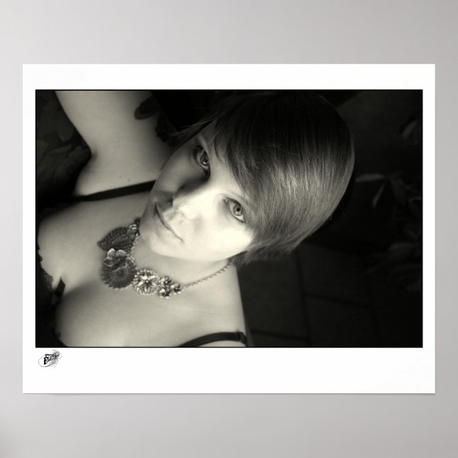 Augen und Ketten Poster (Vorne)