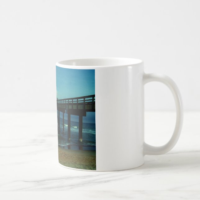 Augustine Pier Tasse (Rechts)
