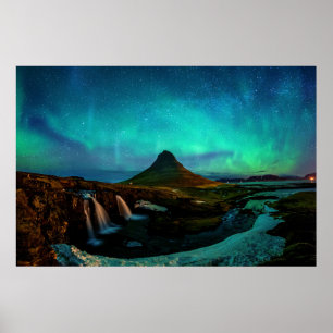 Aurora Borealis am Kirkjufell Mountain in Island Poster