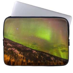 Aurora Borealis   Berge Fairbanks Alaska Laptopschutzhülle