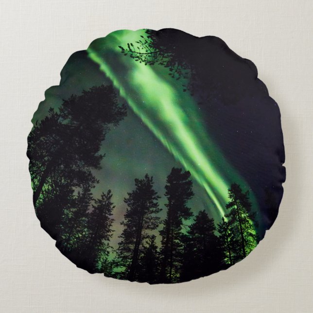 Aurora borealis in finnischem Lappland Rundes Kissen (Vorderseite)