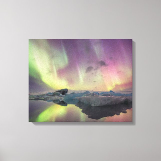 Aurora Lights Reflektion in Lagoon Leinwanddruck (Vorderseite)