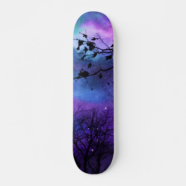 Aurora Skies Skateboard (Vorne)