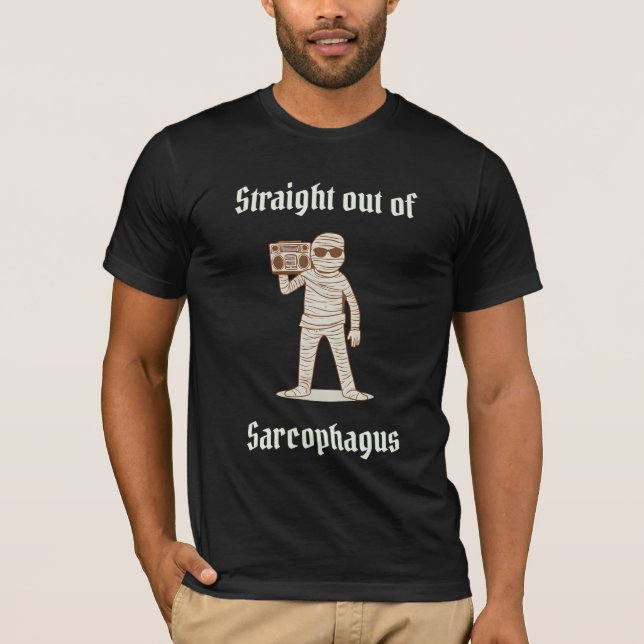 Aus dem Sarcophagus-T - Shirt heraus (Vorderseite)