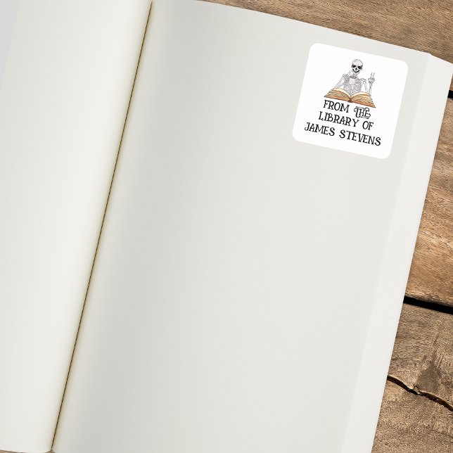 Aus der Skelettbücherei Lover Buchzeichen Quadratischer Aufkleber (From the library of sticker)