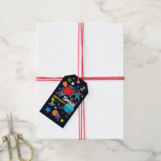 Aus dieser Welt!, Geburtstag! Geschenkanhänger (Mit Garn)