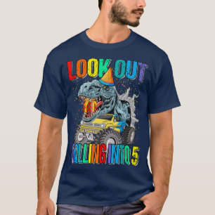Ausblick auf die Einrollung in 5 Monster Truck Din T-Shirt