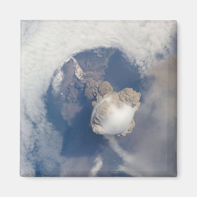 Ausbruch des Vulkans Sarychev 2 Magnet (Vorne)