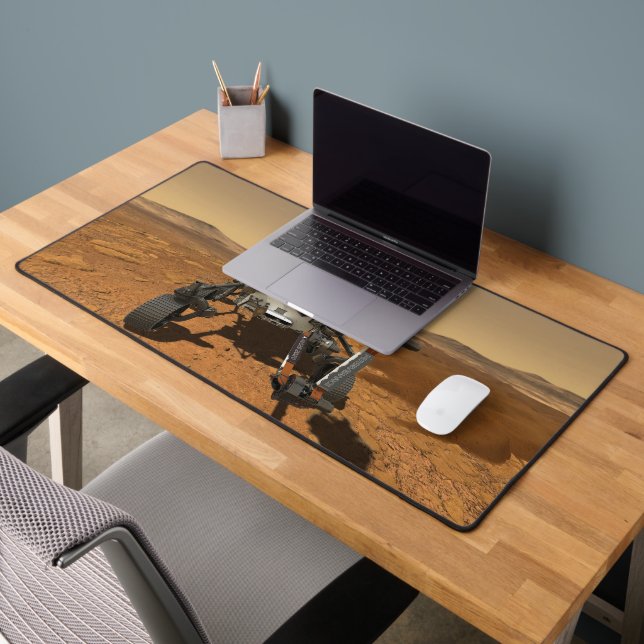 Ausdauerrenderung auf der Oberfläche von Mars. Schreibtischunterlage (Büro 2)