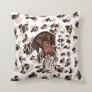 Ausgebessertes und geticktes GSP-Kissen Kissen